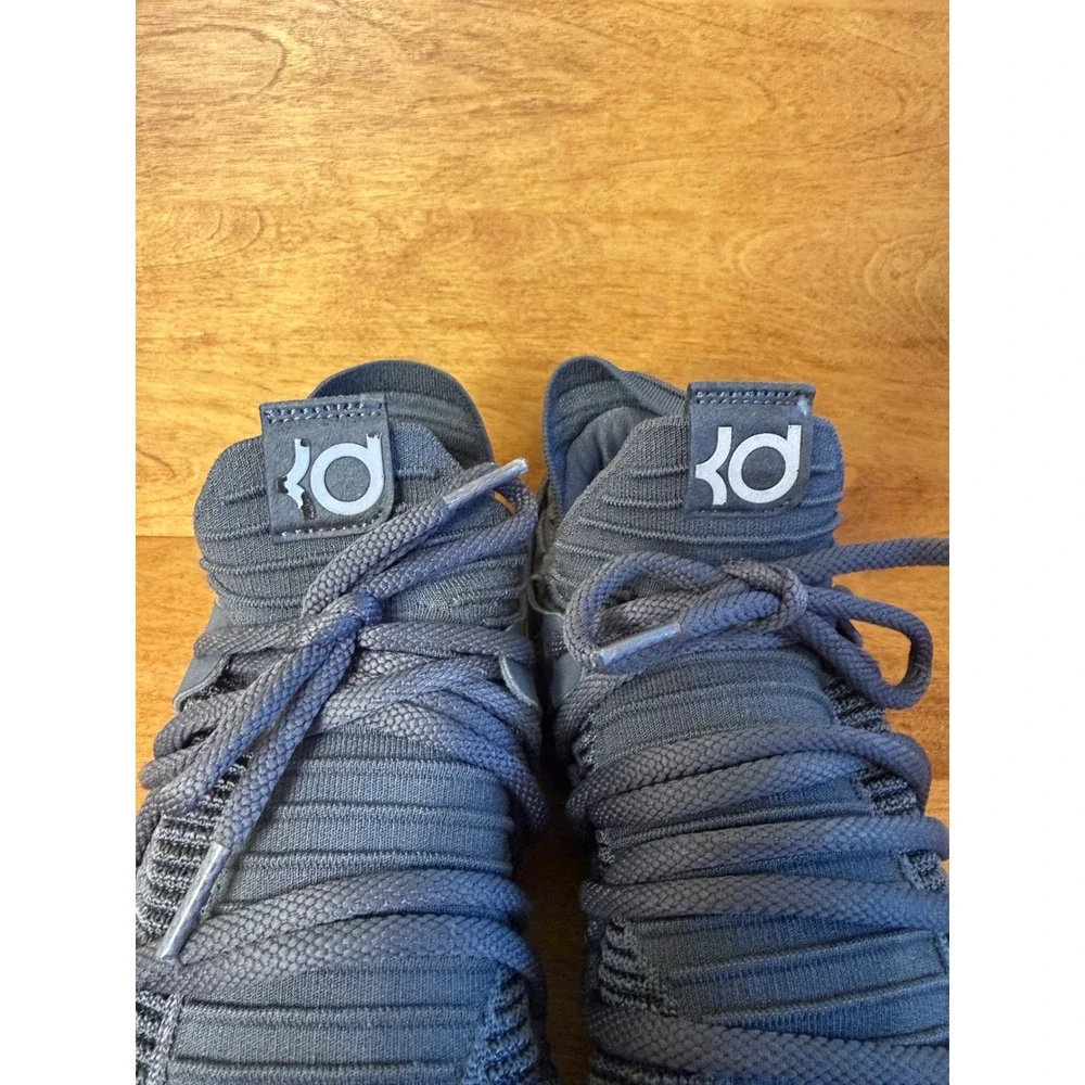Nike Zoom KD 10 Wolf Grey Basketball Shoes Mens 10.5 Sneaker athletic shoe